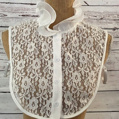 Faux Collar White Fluted with Lace Detail