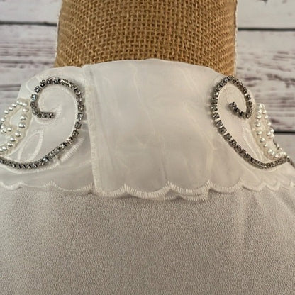 Faux Collar White With Organza, Crystal & Diamante Flower detail
