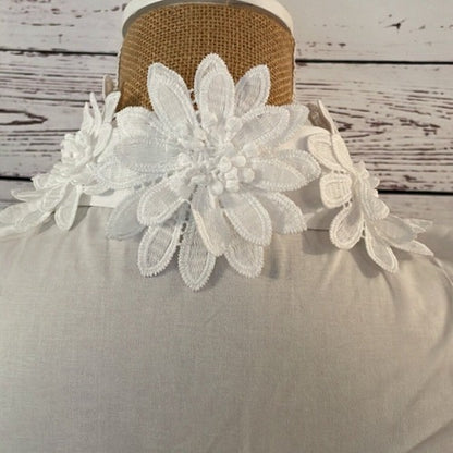 Faux Collar White Flower Detail